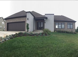 8164 Burgundy Cir, Chattanooga, TN 37421