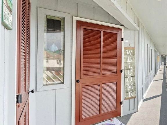 2nd image of 627 N Waccamaw Dr. #110