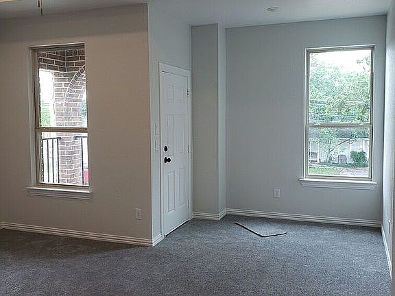5th image of 505 Cedar Dr