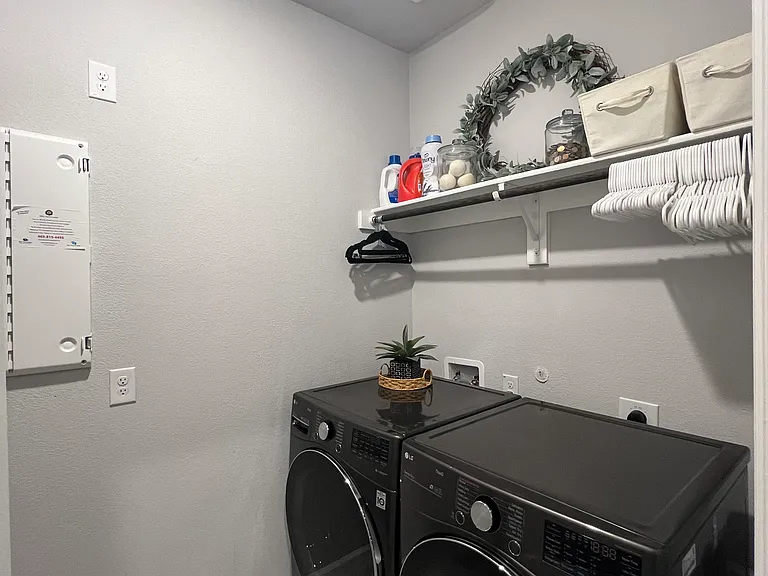 3210 Mattie Grey Ln — Photo 13