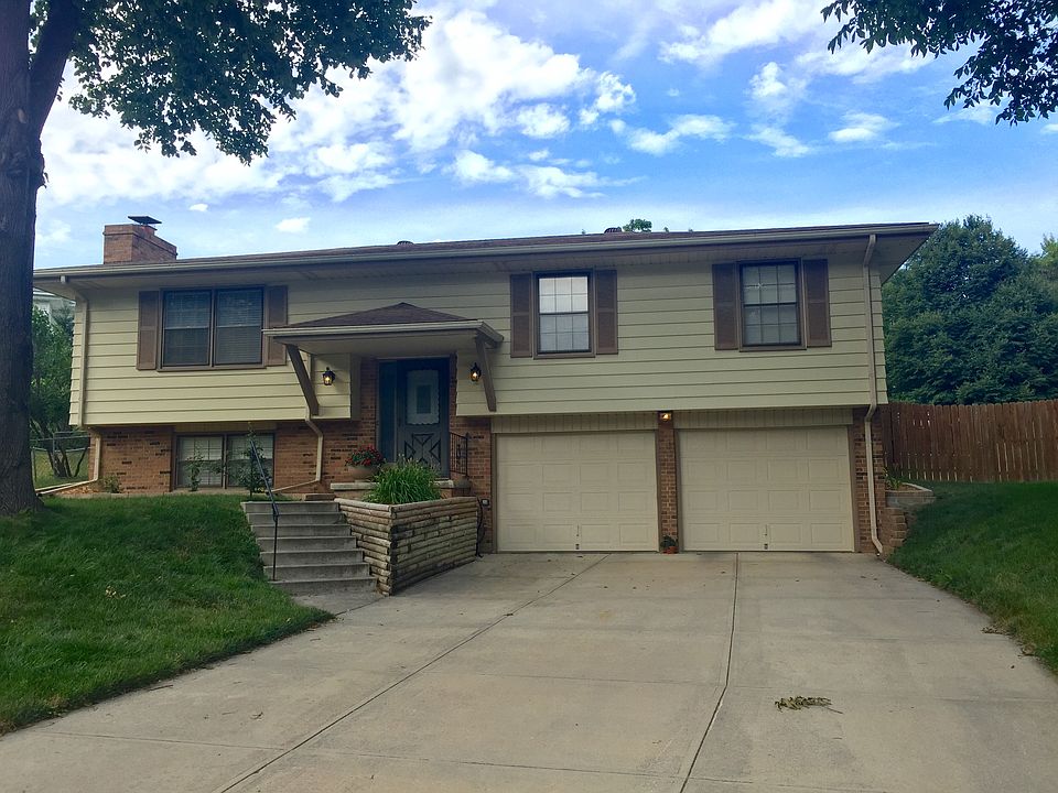 1st image of 5609 S 110th Cir