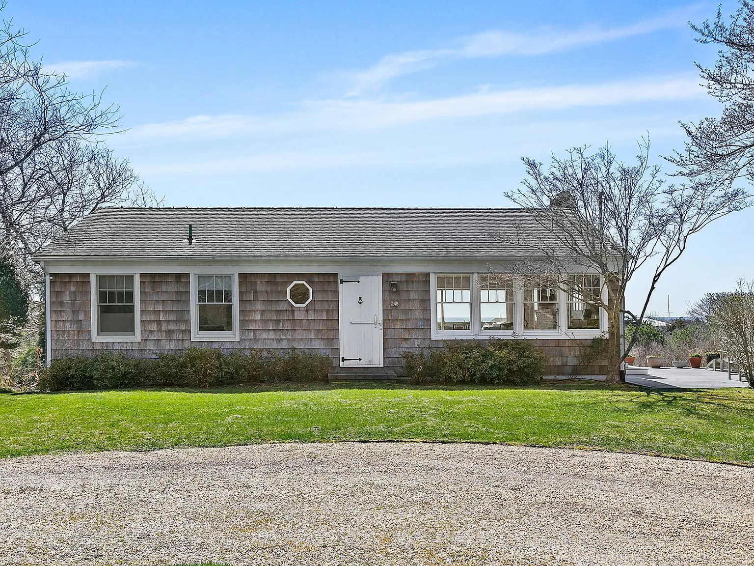 Amagansett Dunes Beach Cottage — Photo 1