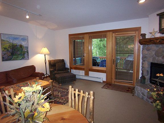 3rd image of 929 Northwood Blvd Unit 7