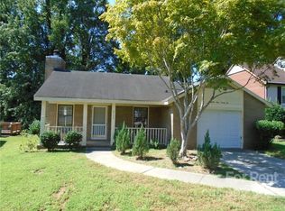 8326 Country Oaks Rd, Charlotte, NC 28227
