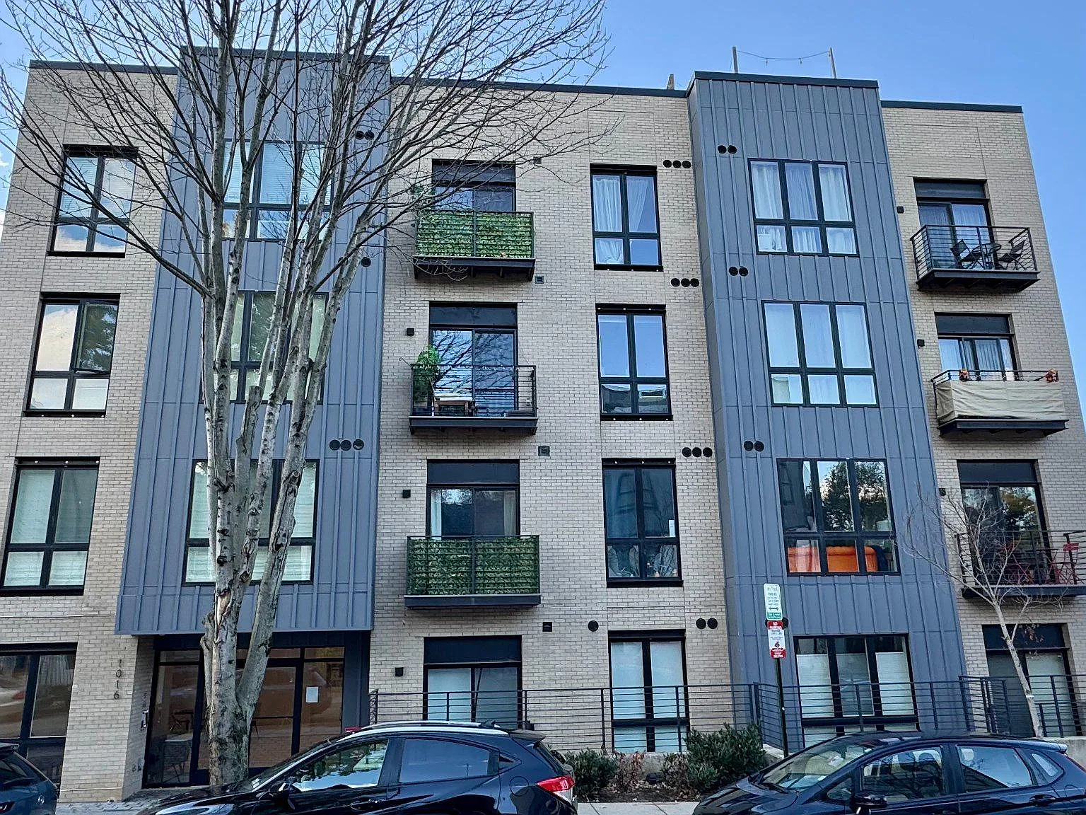 1 bed, 1.0 bath, 506 sqft, $2,000 — Photo 1