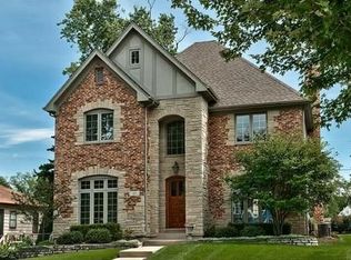 27 S Bruner St, Hinsdale, IL
