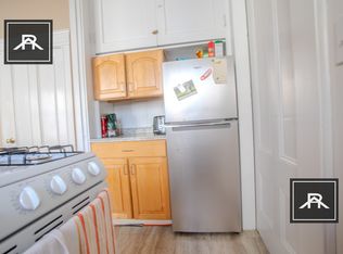 42 Babcock St #1A, Brookline, MA 02446