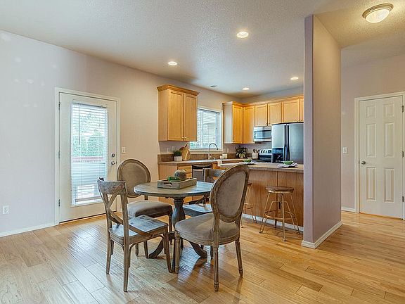 5th image of 6012 NE 56th St