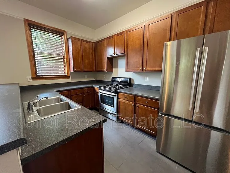 176 Flora Ave NE #A — Photo 7