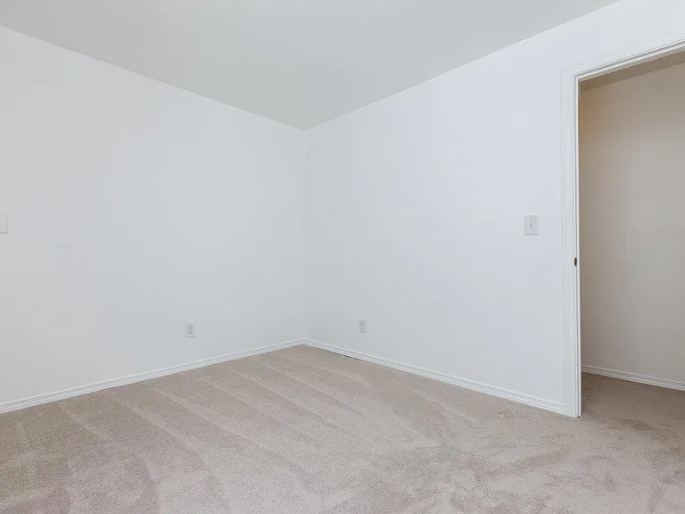 539 NE Ravenna Blvd #1 — Photo 12