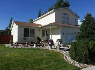 234 Rolling Hills Dr, Elko, NV 89801