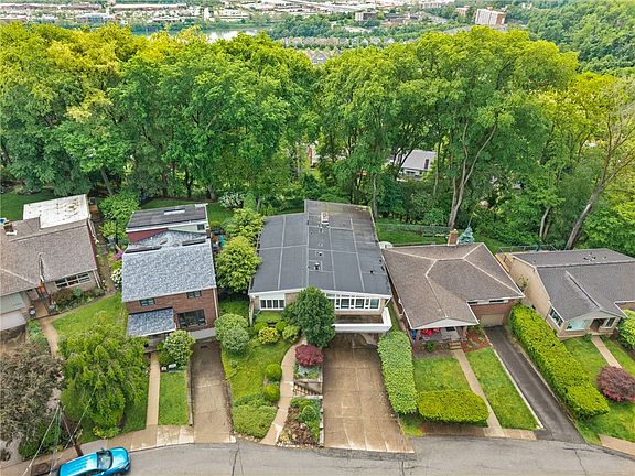 2nd image of 6660 Landview Rd