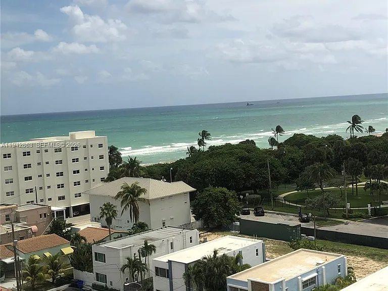 801 S Ocean Dr #1004 — Photo 34