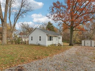 242 Hickory Rd, Pocahontas, IL 62275