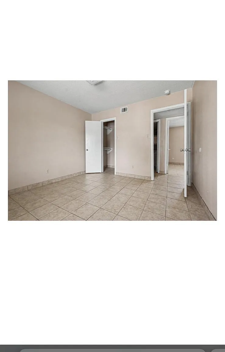 2 bed, 1000 sqft, $1,700 — Photo 4