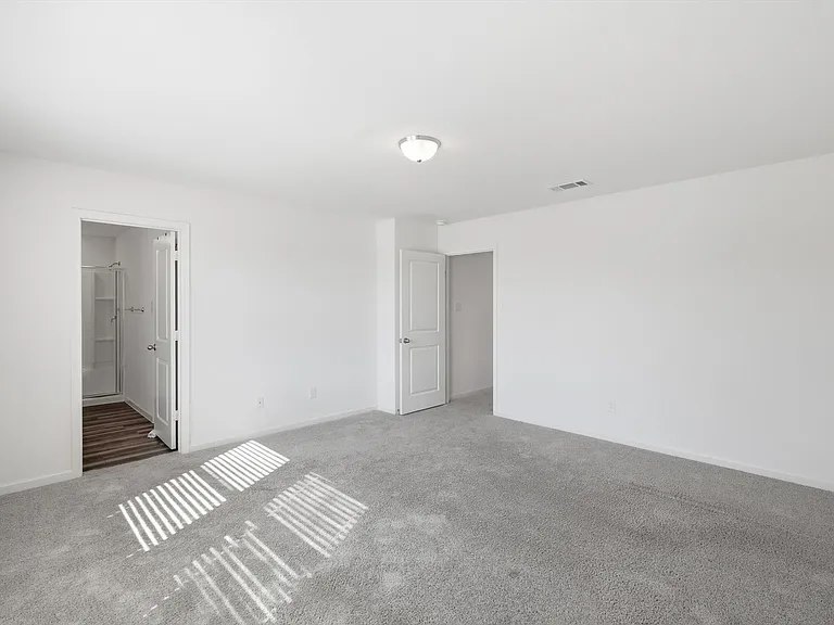 1802 Washington St — Photo 28