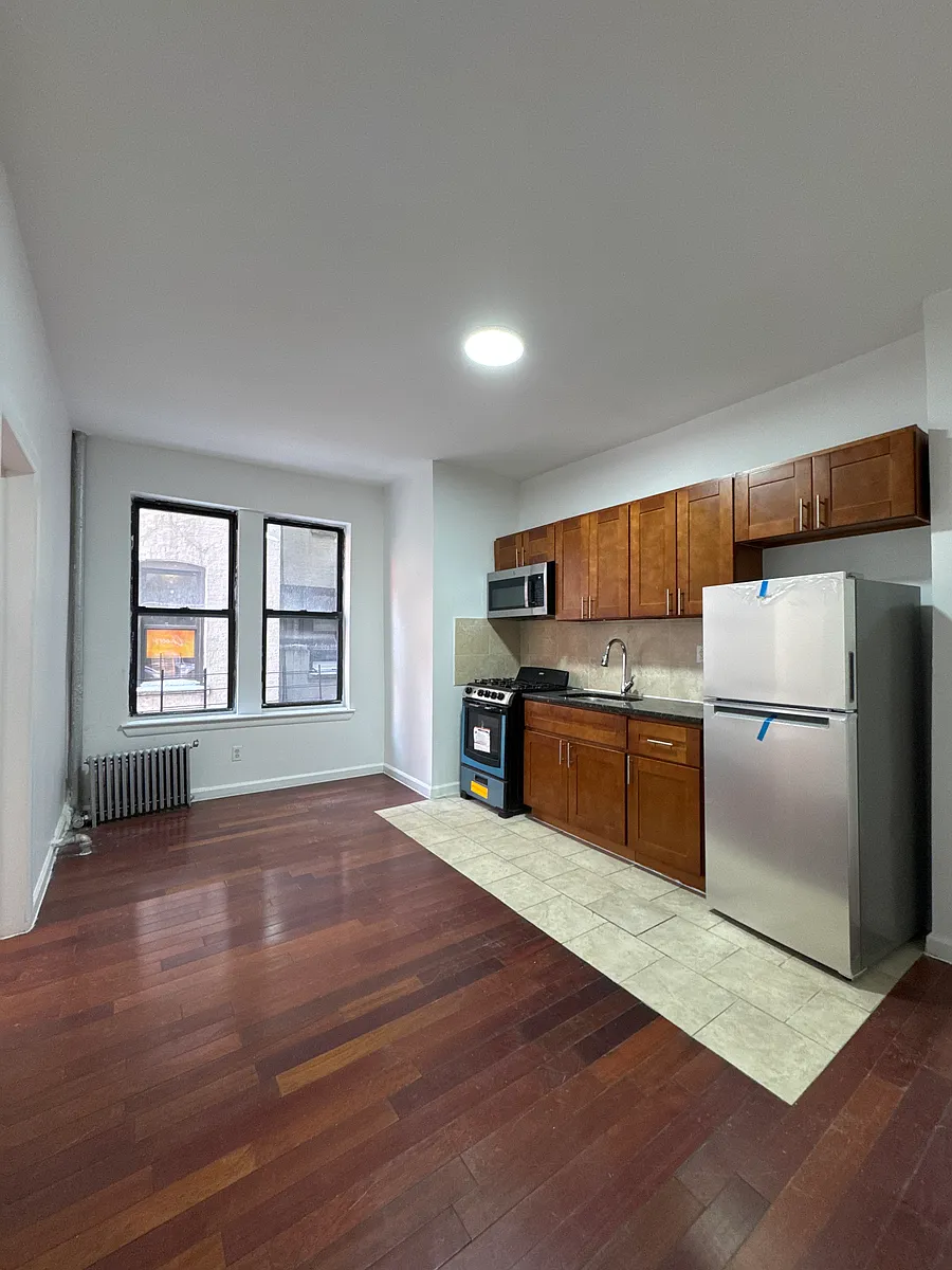 Building Photo - 1 Arden St #202
