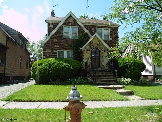 1st image of 4398 E 141st St