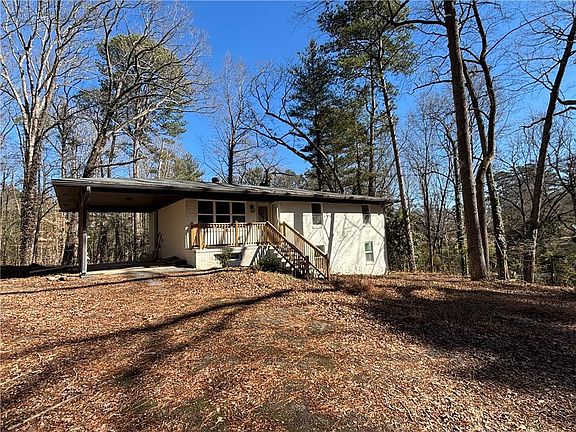 2nd image of 1209 Pebblebrook Rd SE