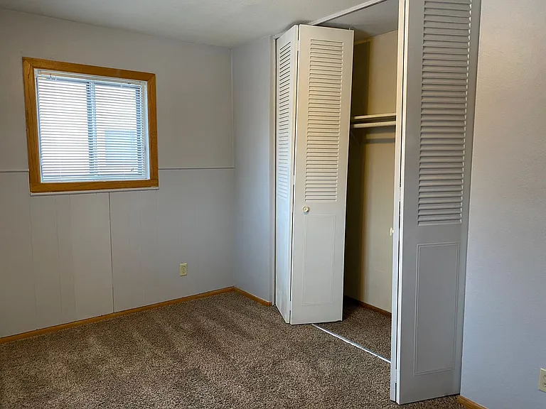 College Park Apartments — Photo 112