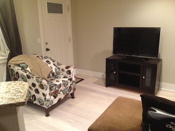 5th image of 120 S Pennsylvania St APT 204