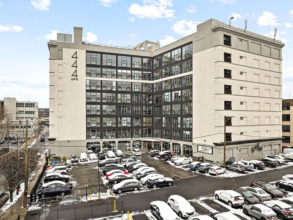 1st image of 444 N 4th St Unit 301