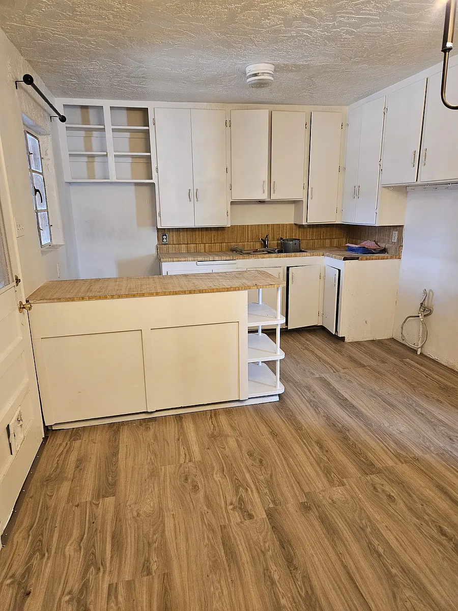 Building Photo - 5320 El Encanto Pl NE