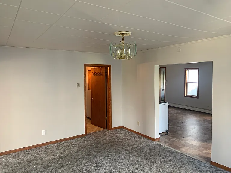 W2342 Northwestern Ave #5 — Photo 6