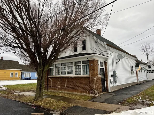 95 Lombard St, Buffalo, NY 14212