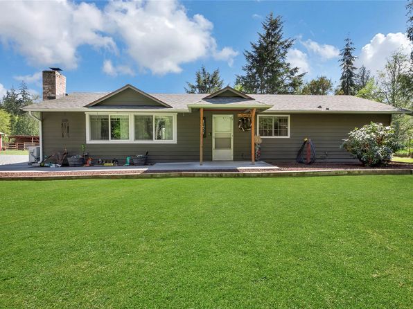 8 304th Avenue S, Roy, WA 98580