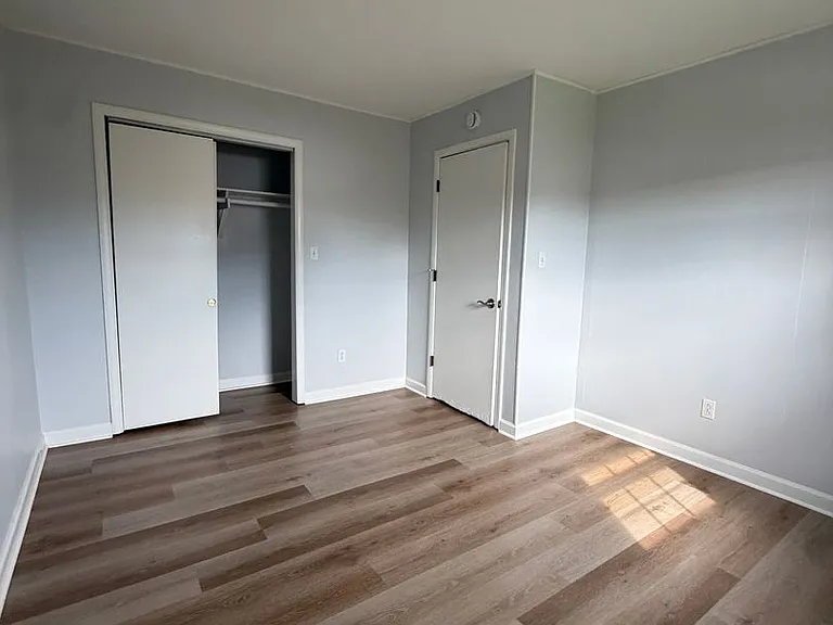 1740 Bonham Rd — Photo 11