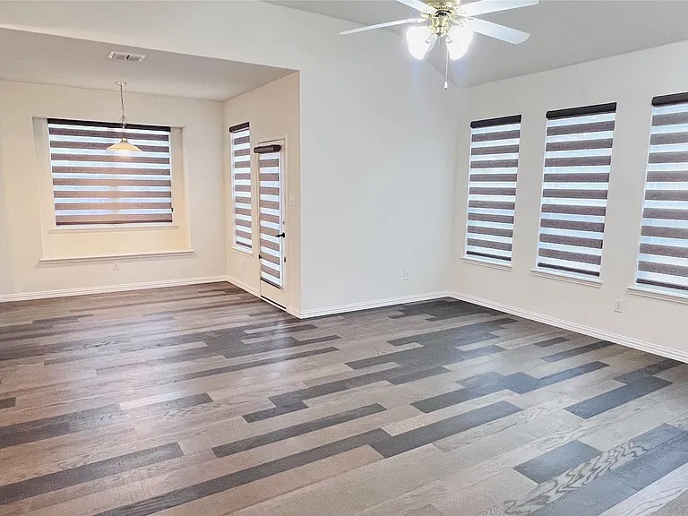 818 Green Pond Dr — Photo 11