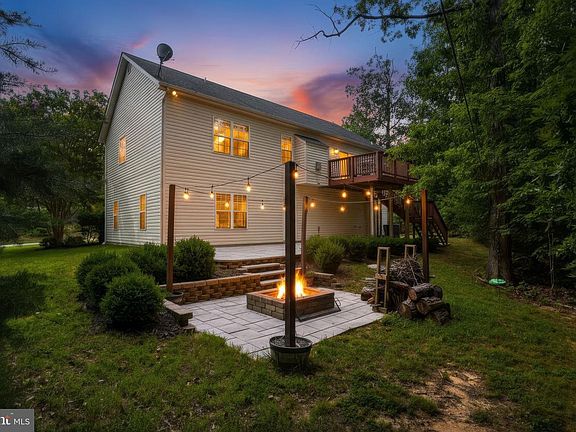 3rd image of 22835 Chestnut Rd
