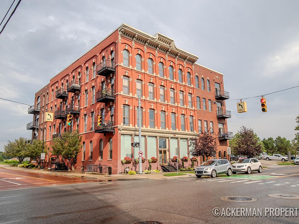 1st image of 801 Monroe Ave NW APT 401