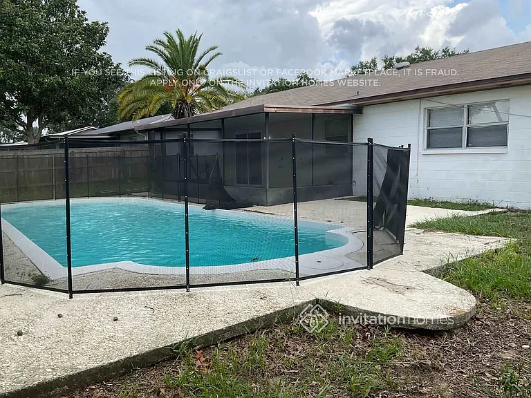 3831 Parkside Dr — Photo 10