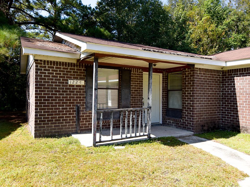 1st image of 122 Langley Dr APT C