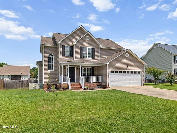 3rd image of 185 Snowberry Lane