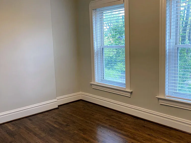4347 Maryland Ave — Photo 12