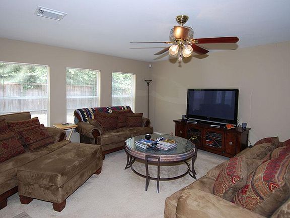 5th image of 26865 Manor Falls Dr
