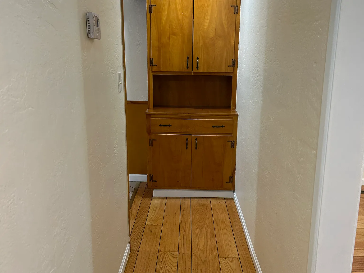 2 bed, 1100 sqft, $3,000 — Photo 4