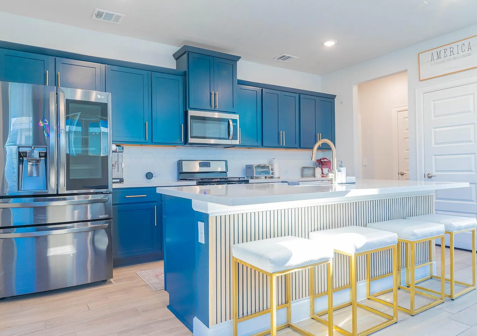 8600 Cottage Rose Dr — Photo 2
