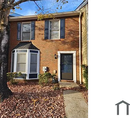 2 bed, 1372 sqft, $1,580 — Photo 2