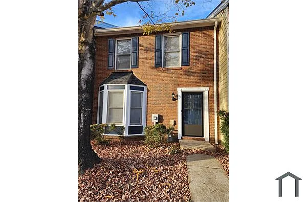 Building Photo - 8095 Woodlake Dr