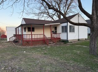 220 N Fillmore St, Red Bud, IL 62278