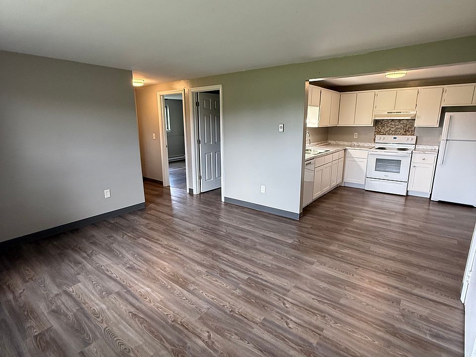 1st image of 6367 Robinson Rd #6