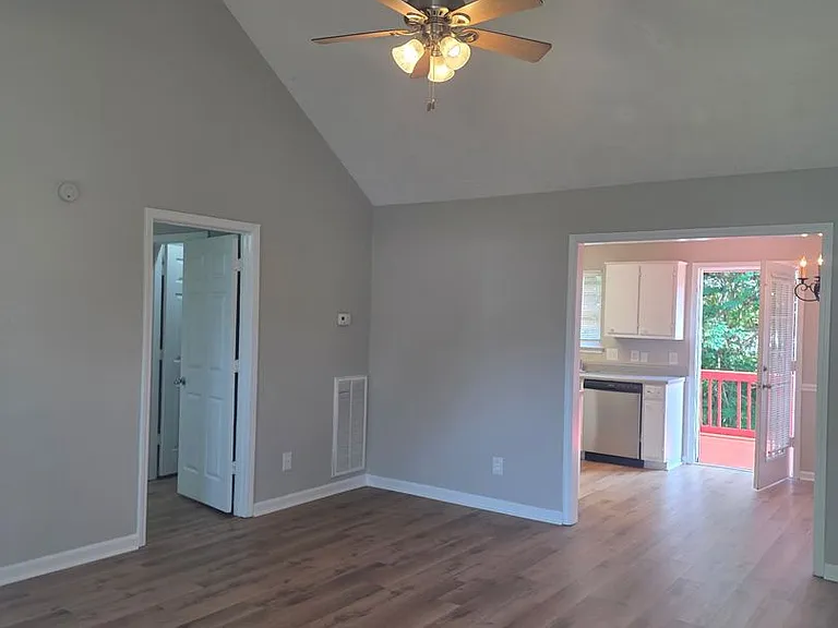 1118 Pyburns Pl — Photo 23