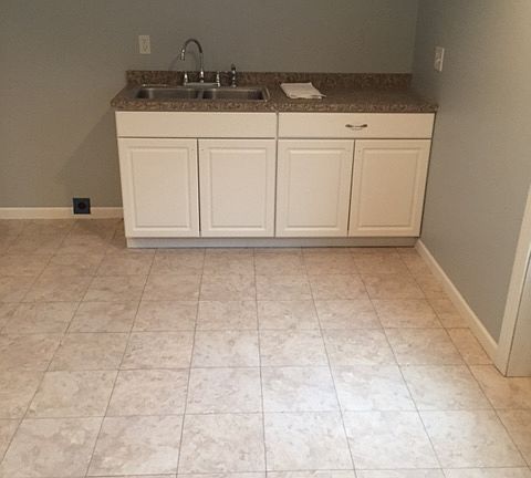 lower level kitchenette