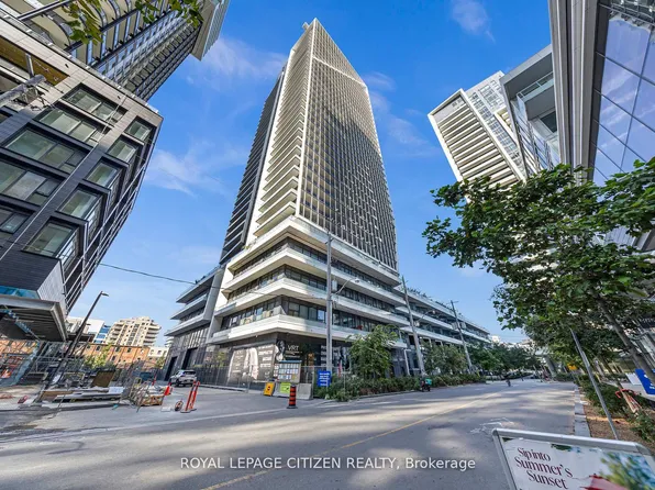 50 Ordnance St #418, Toronto, ON M6K 0C9