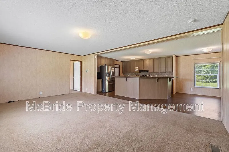 4 bed, 2.0 bath, 1568 sqft, $1,650 — Photo 4