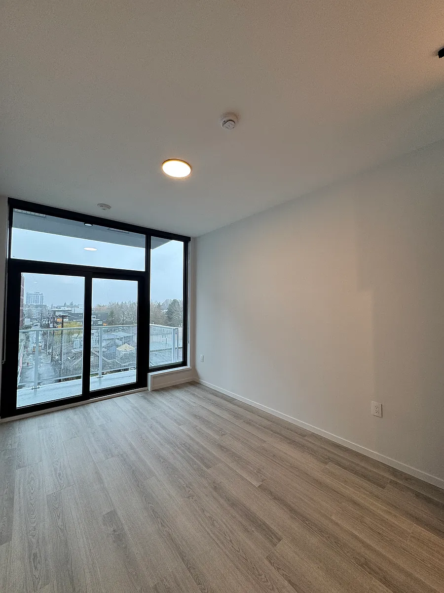 Building Photo - 5189 Earles St #55